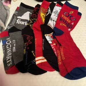 7 pair of Harry Potter men/women crew socks